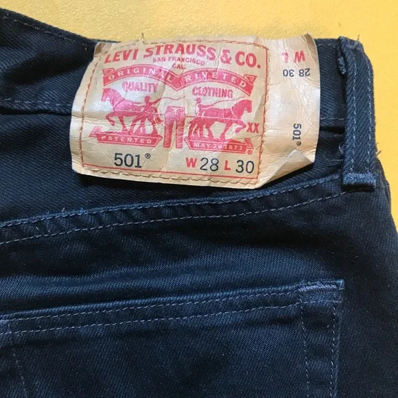 Levi’s 501 - Picture 1 of 5